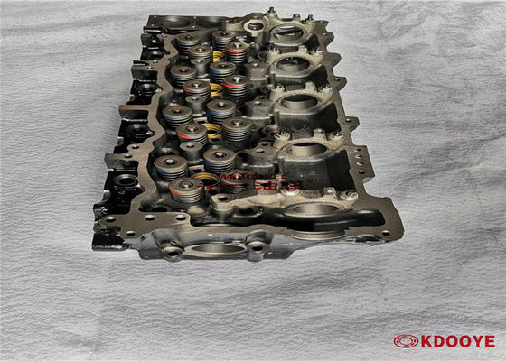67 किलो इसुजु 4hk1 सिलेंडर हेड ZX200-3 ZX240-3 ZX250-3 के लिए